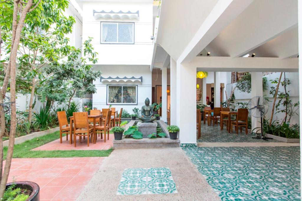 Jasmine Terrace Villa Phnom Penh Exterior photo